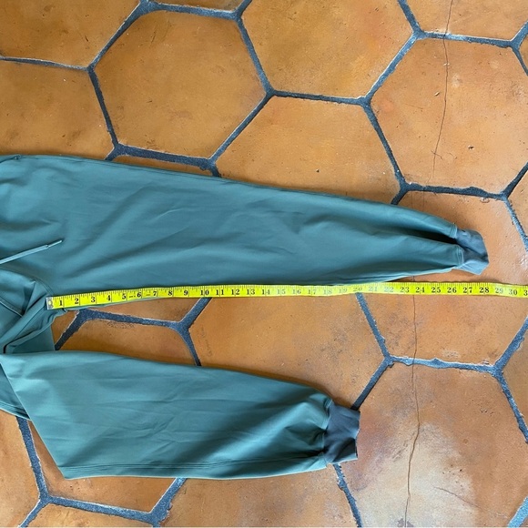 Lululemon Stretch High-Rise Jogger Womens 2 Dark Olive Full Length Athleisure - Picture 9 of 9